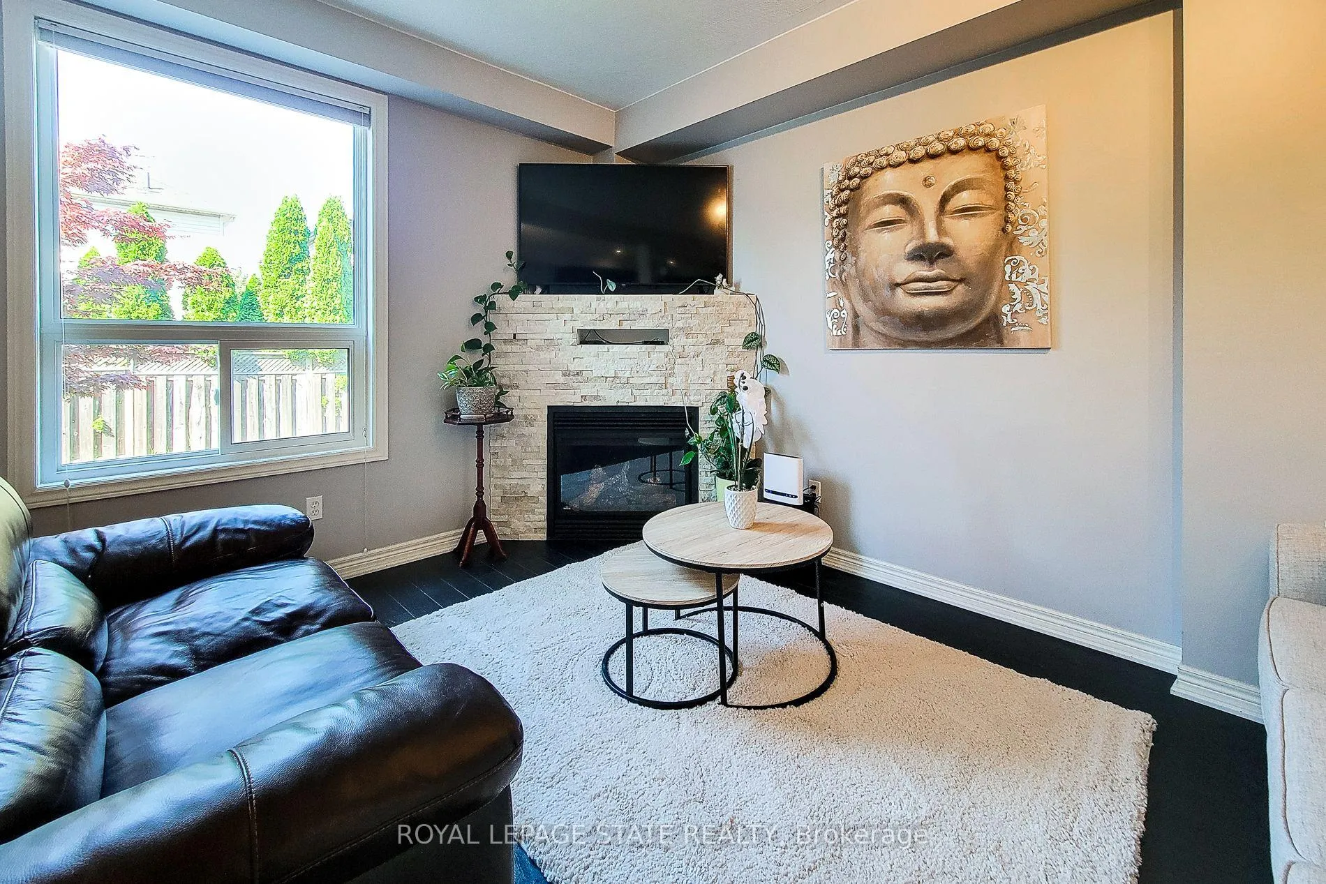 Photo 12 of 110 Marina Point Crescent, Hamilton, Winona Park — HOMEH