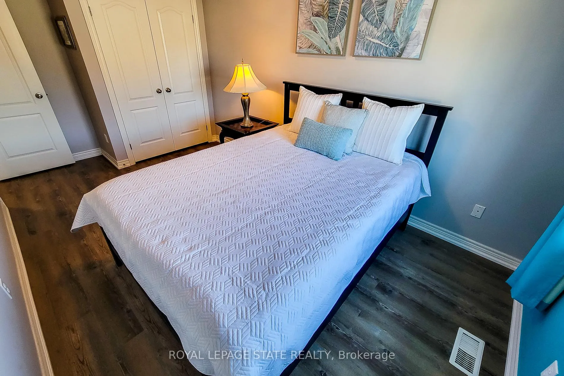 Photo 30 of 110 Marina Point Crescent, Hamilton, Winona Park — HOMEH