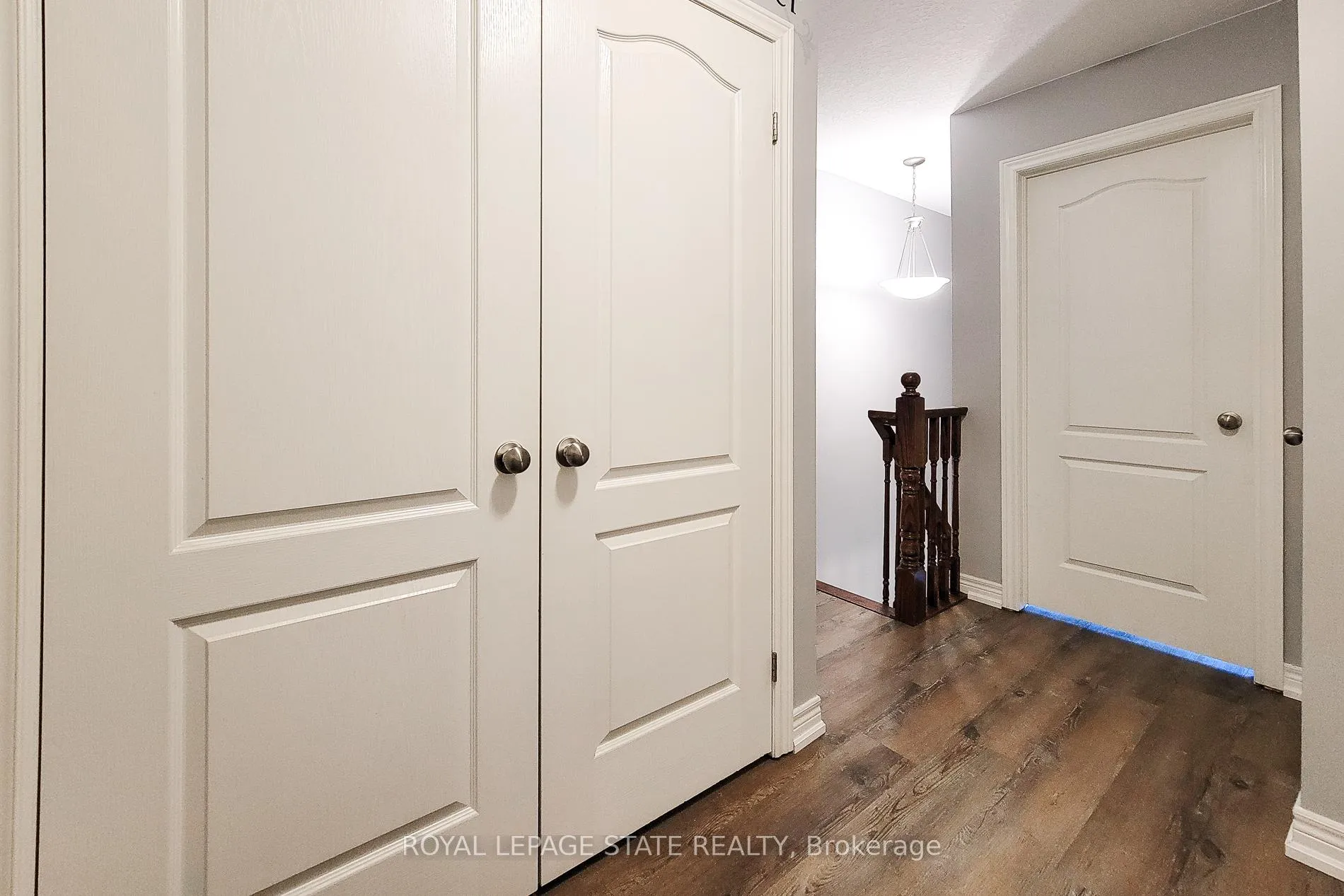 Photo 31 of 110 Marina Point Crescent, Hamilton, Winona Park — HOMEH