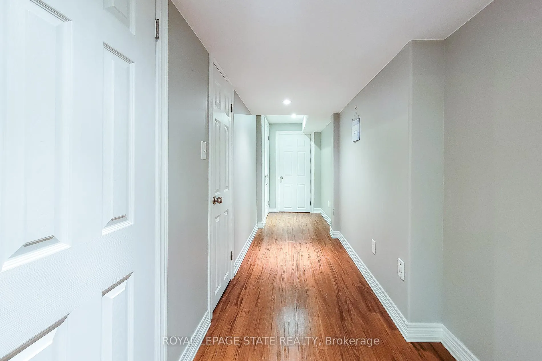 Photo 38 of 110 Marina Point Crescent, Hamilton, Winona Park — HOMEH