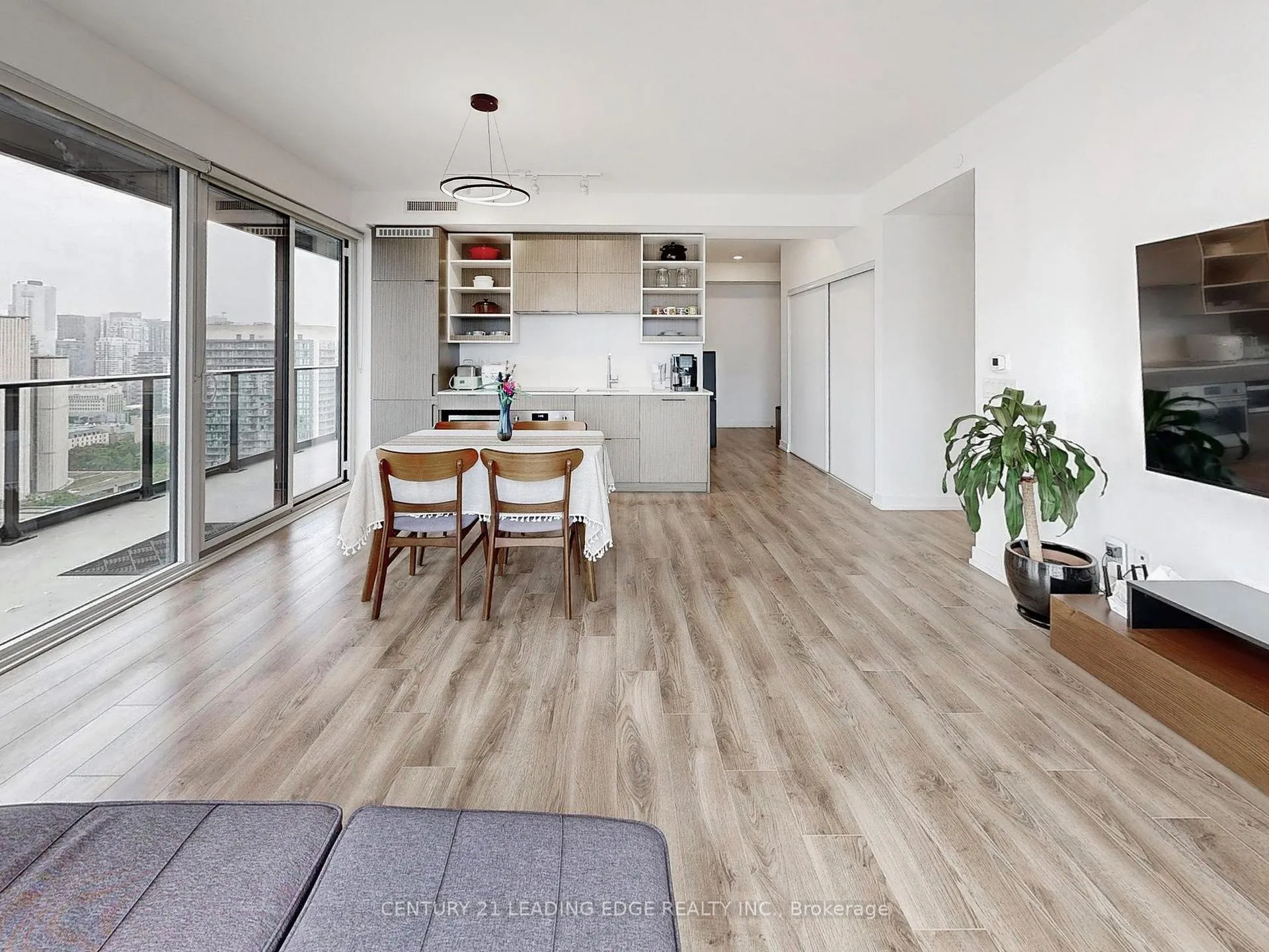 Photo 7 of Unit 2403, 20 Edward Street, Toronto, Bay Street Corridor — HOMEH