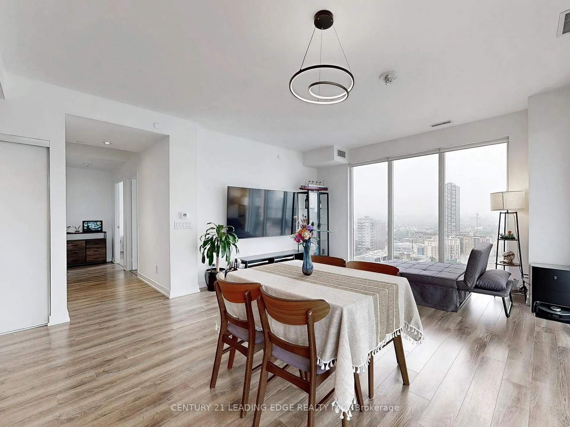 Photo 9 of Unit 2403, 20 Edward Street, Toronto, Bay Street Corridor — HOMEH