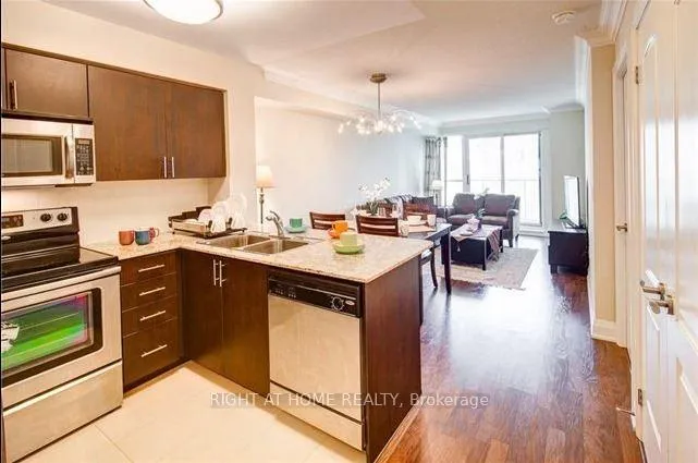 Photo 4 of Unit 1107, 30 North Park Road, Vaughan, Beverley Glen — HOMEH