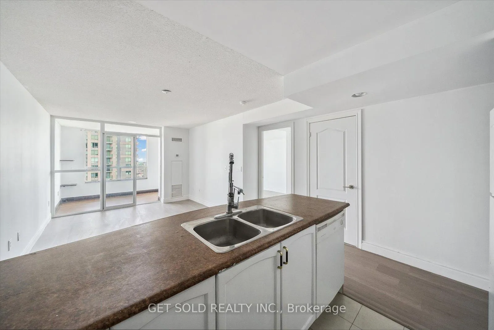 Photo 11 of Unit 2903, 50 Brian Harrison Way, Scarborough, Bendale — HOMEH