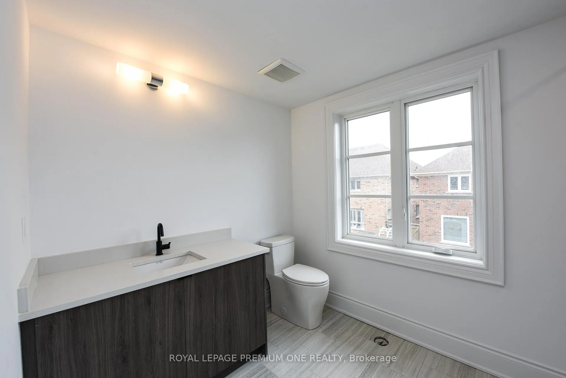 Photo 7 of Unit 66, 40 Lunar Crescent, Mississauga, Streetsville — HOMEH