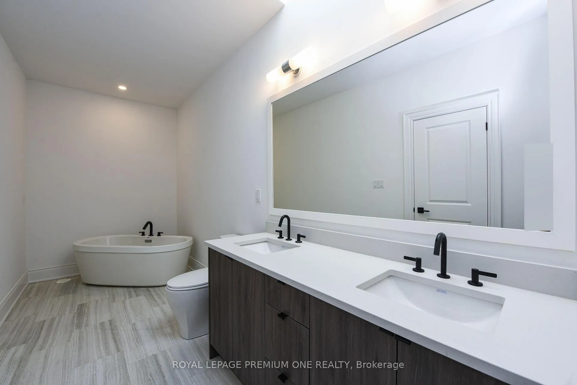 Photo 20 of Unit 66, 40 Lunar Crescent, Mississauga, Streetsville — HOMEH