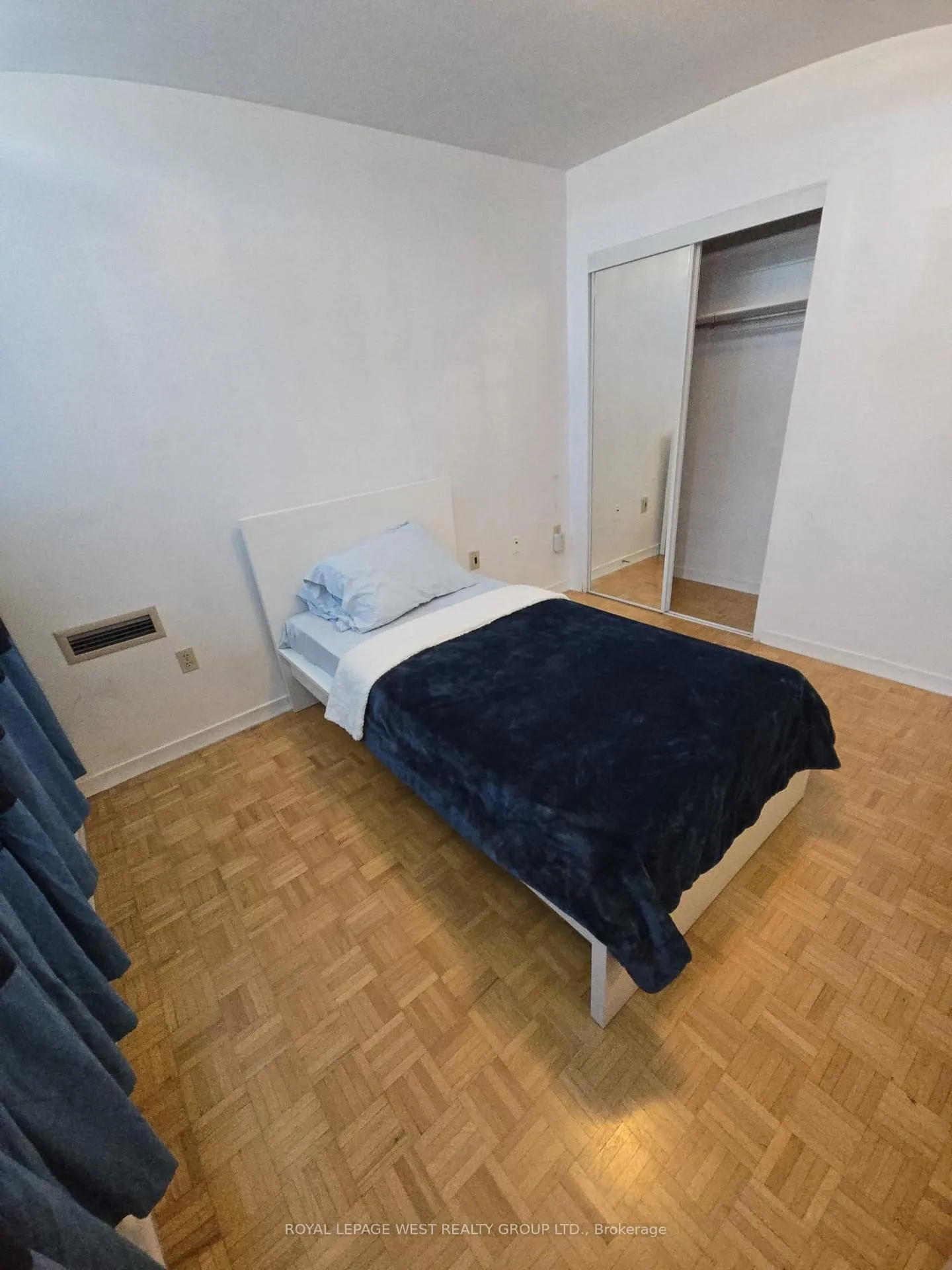 Photo 8 of Unit 608, 3555 Bathurst Street, Toronto, Bedford Park-Nortown — HOMEH