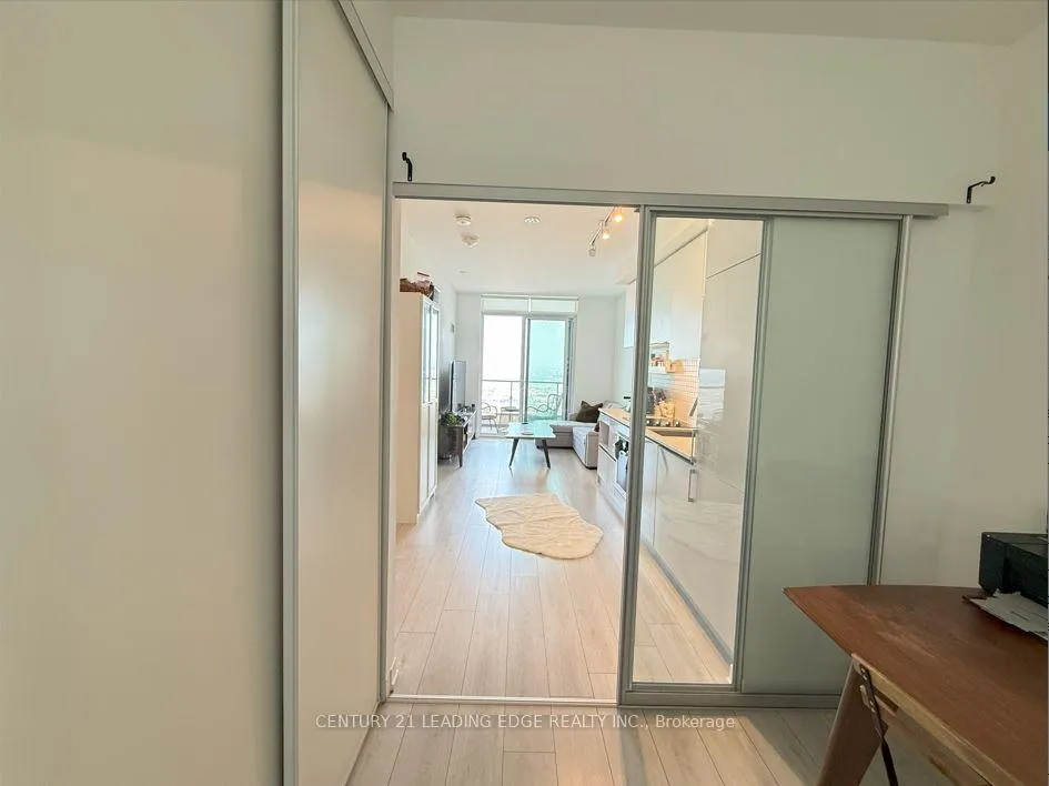 Photo 13 of Unit 5515, 950 Portage Parkway N, Vaughan, Vaughan Corporate Centre — HOMEH