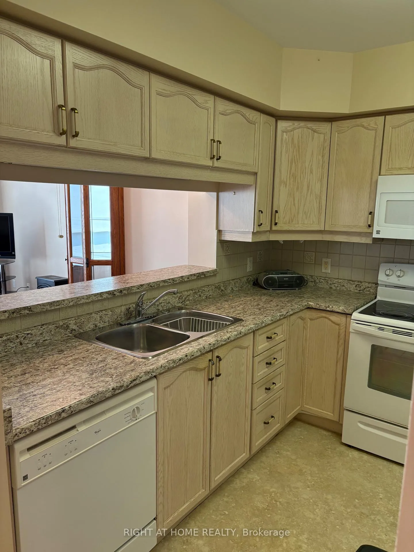 Photo 16 of Unit 417, 90 Dean Avenue, Barrie, Painswick South — HOMEH