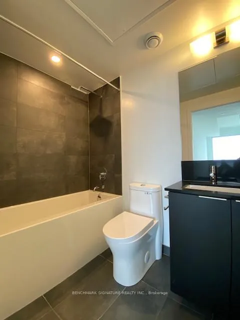 Photo 8 of Unit 5708, 8 Wellesley Street W, Toronto, Bay Street Corridor — HOMEH