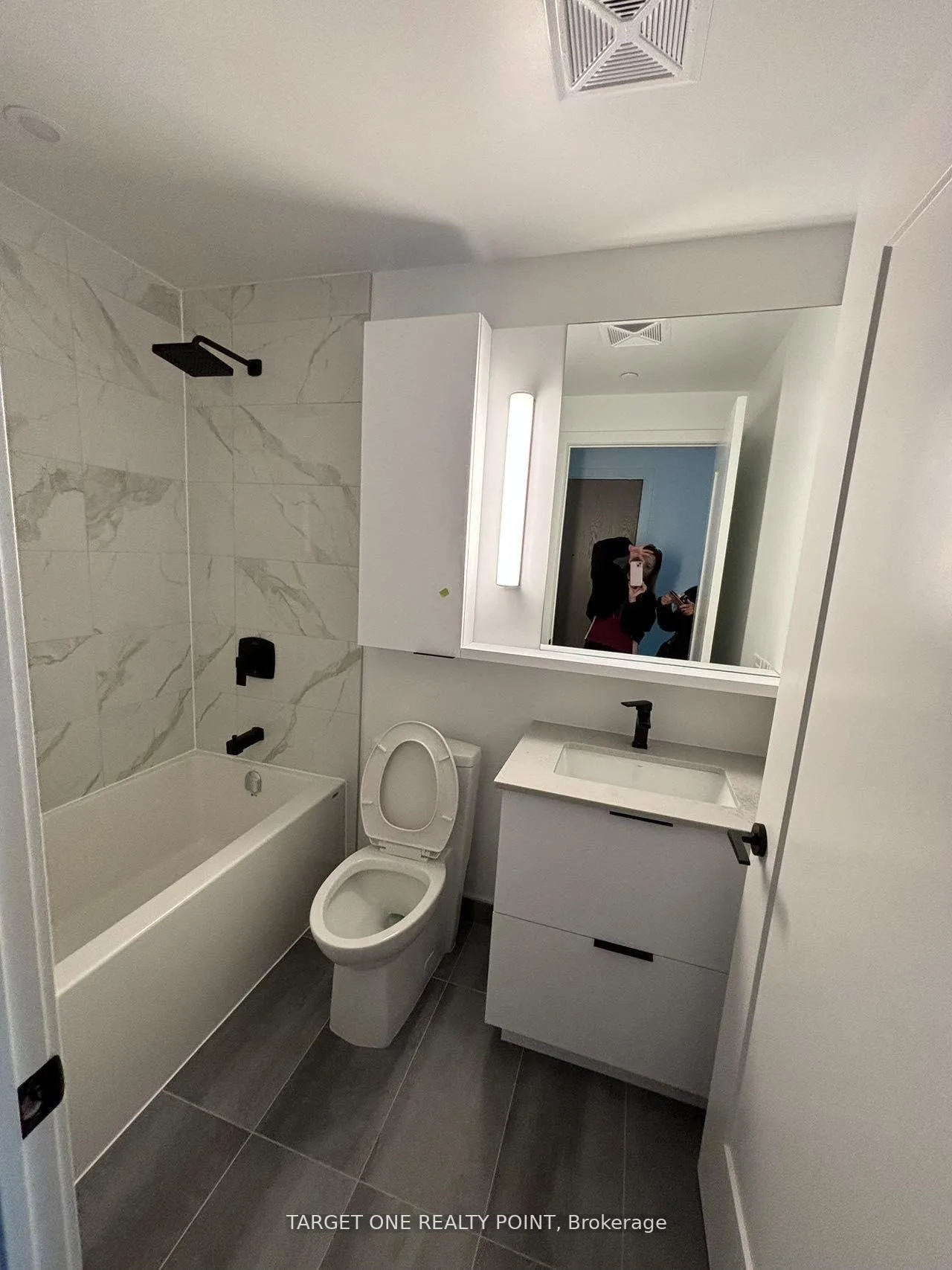 Photo 9 of Unit 601, 5 Defries Street, Toronto, Regent Park — HOMEH