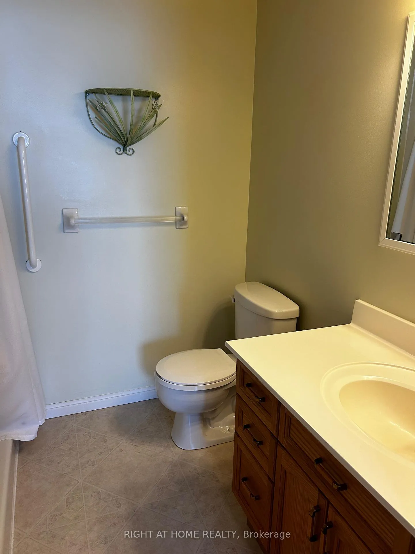 Photo 33 of Unit 507, 90 Dean Avenue, Barrie, Painswick South — HOMEH