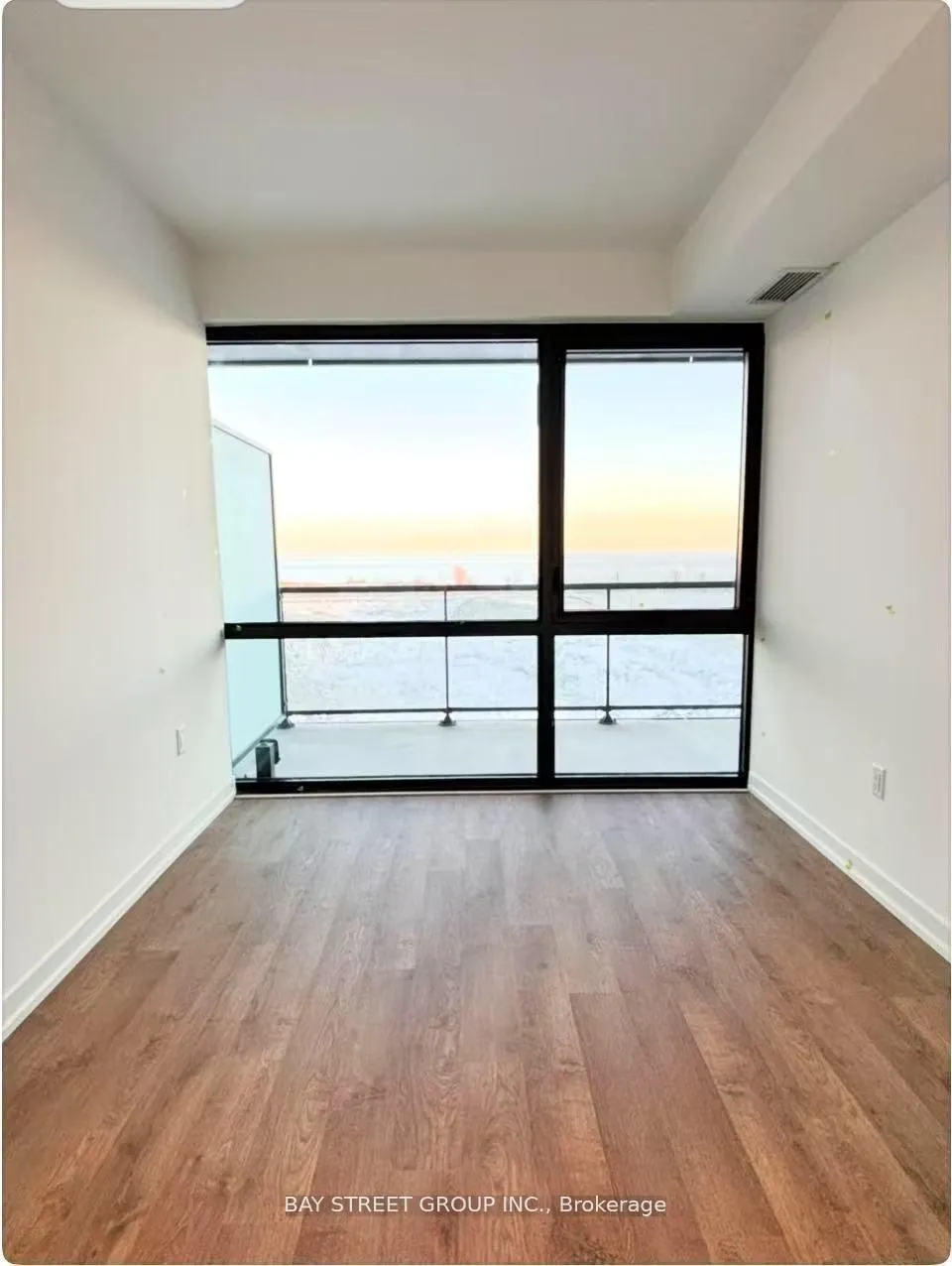Photo 13 of Unit 503, 5 Pierview Way, Mississauga, Port Credit — HOMEH