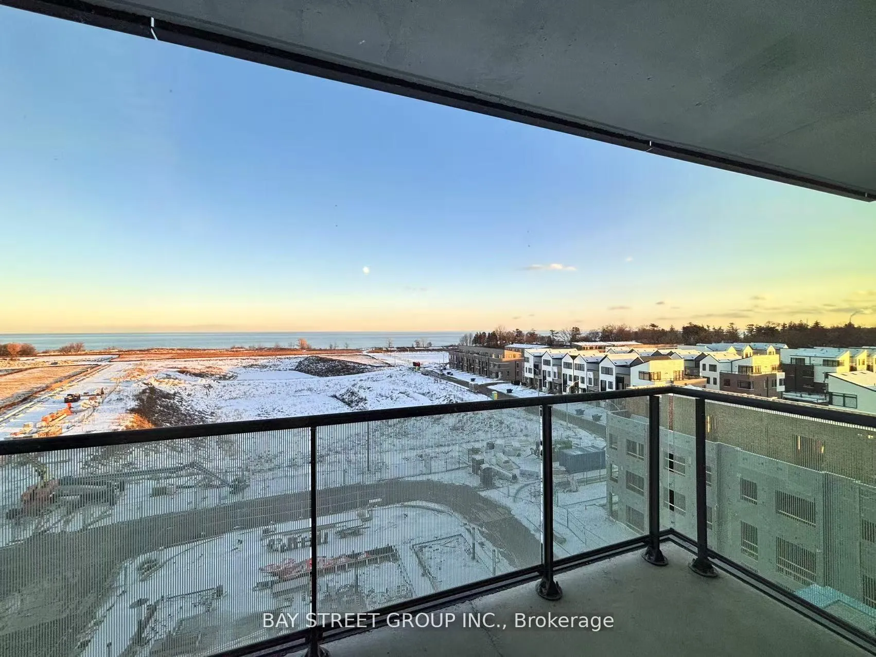 Photo 17 of Unit 503, 5 Pierview Way, Mississauga, Port Credit — HOMEH