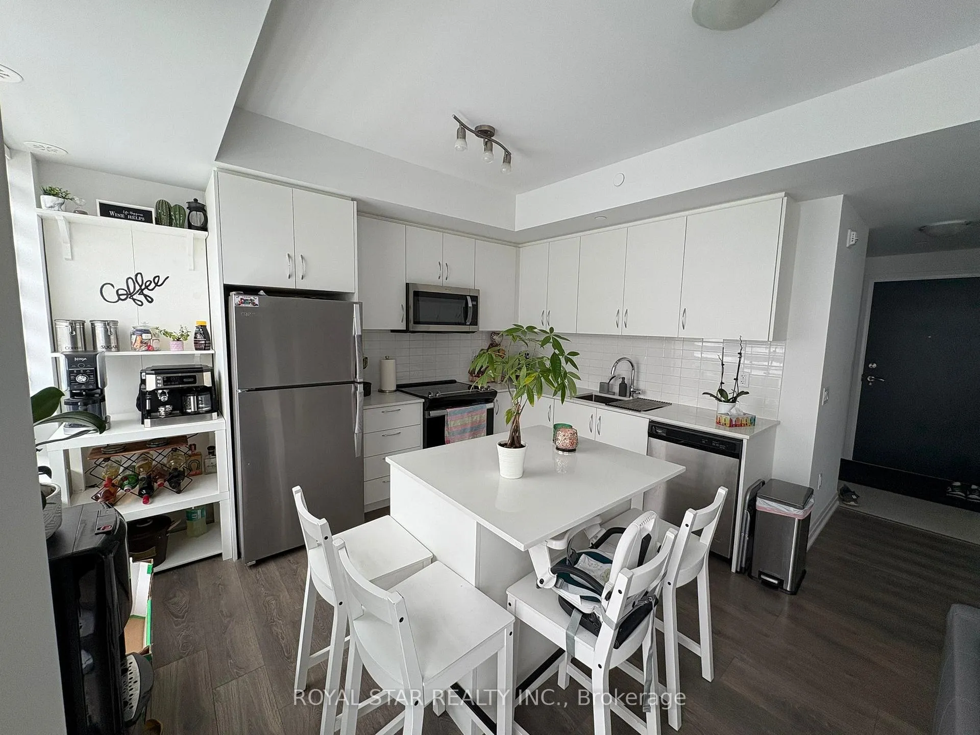 Photo 13 of Unit 314, 95 Attmar Drive, Brampton, Bram East — HOMEH