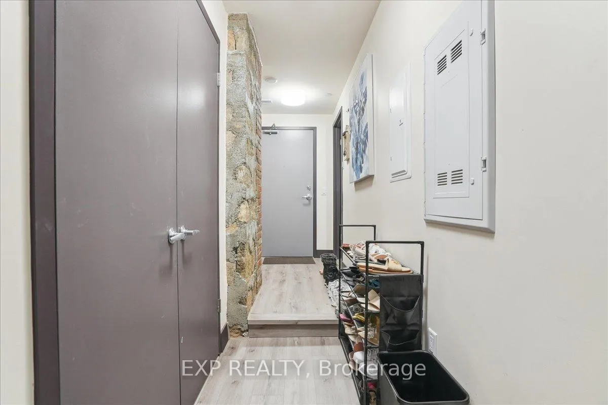 Photo 10 of Unit 105, 121 King Street E, Hamilton, Beasley — HOMEH