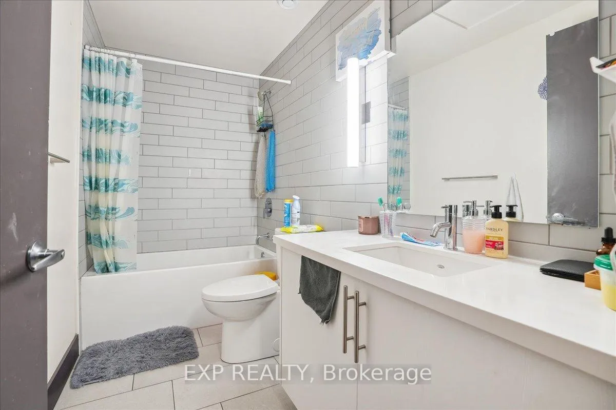 Photo 24 of Unit 105, 121 King Street E, Hamilton, Beasley — HOMEH