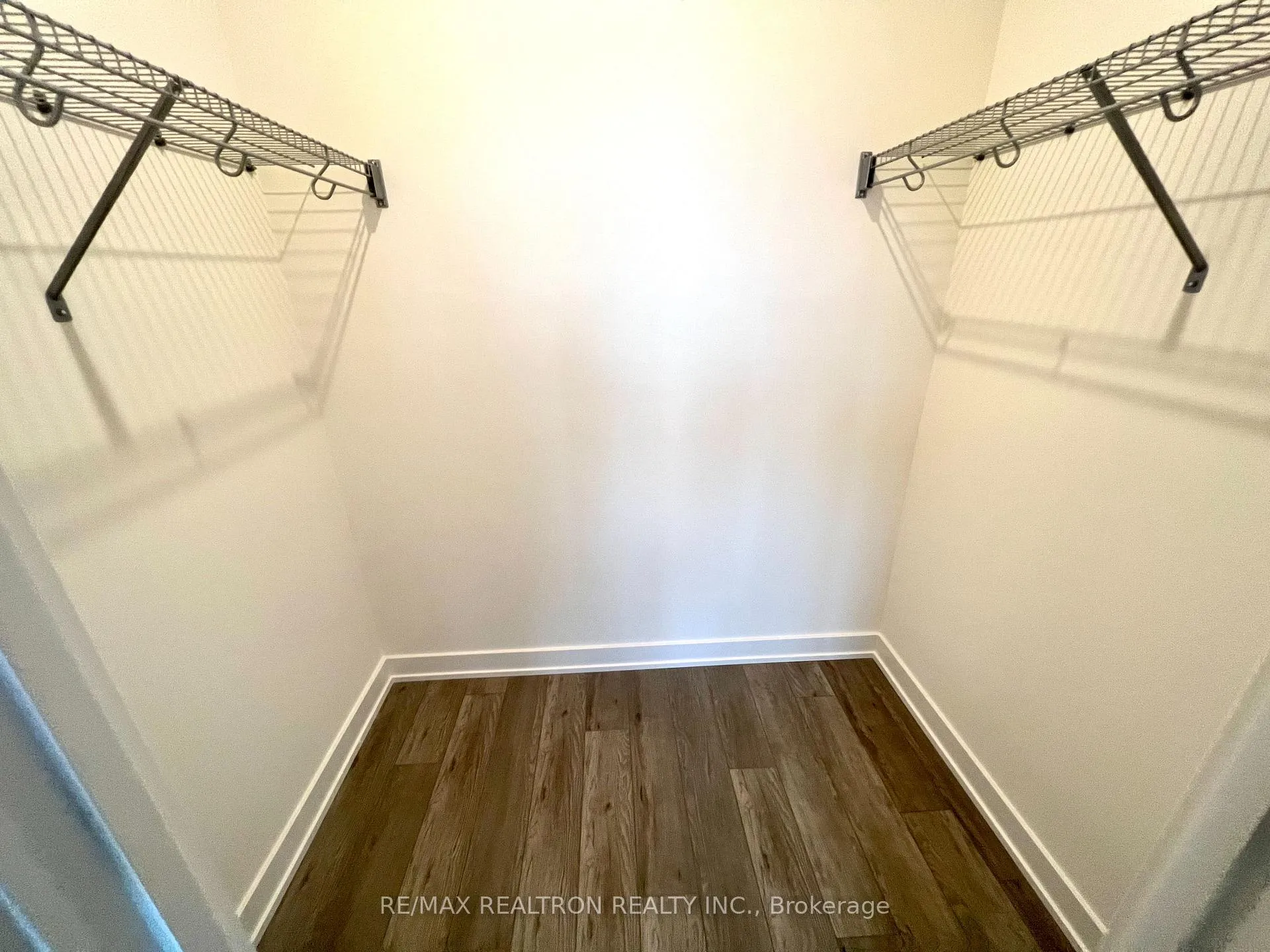 Photo 8 of Unit 802, 212 King William Street, Hamilton, Beasley — HOMEH