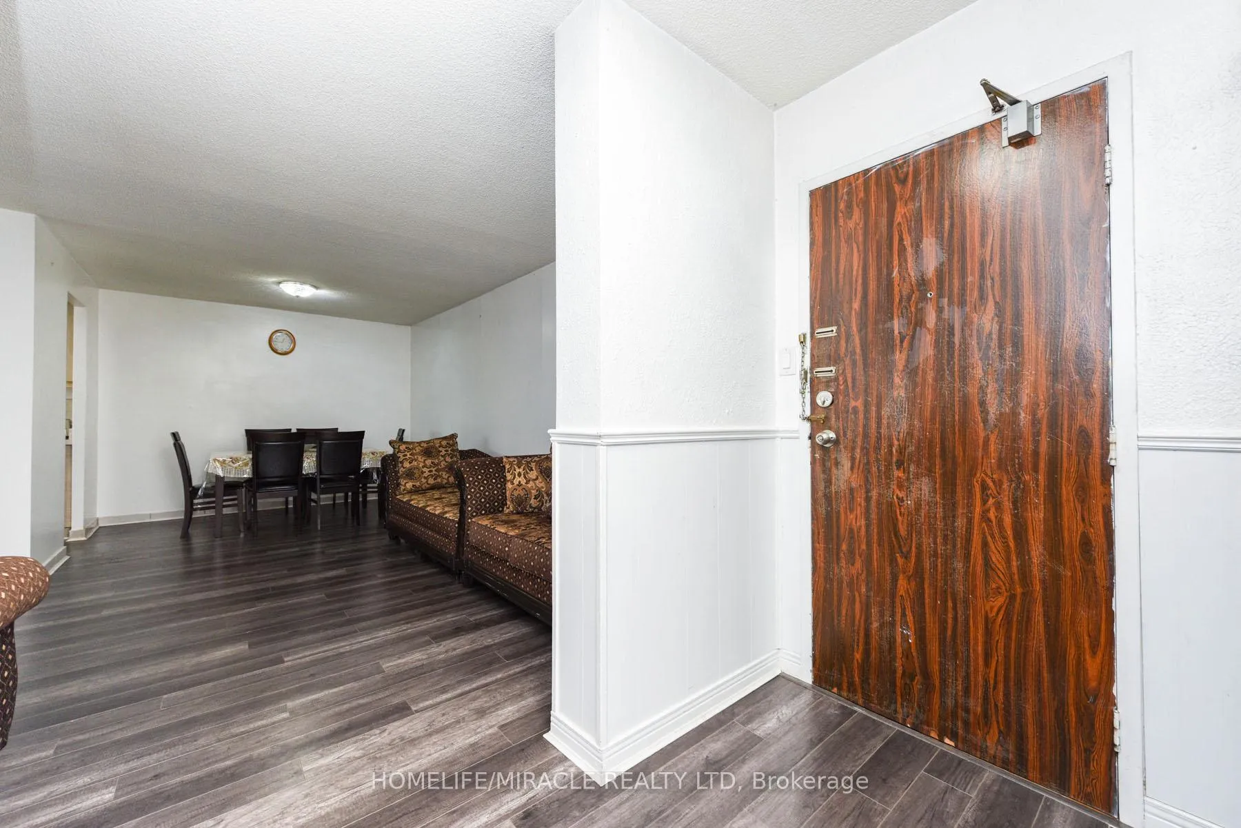 Photo 4 of Unit 2005, 18 Knightbridge Road, Brampton, Bramalea South Industrial — HOMEH