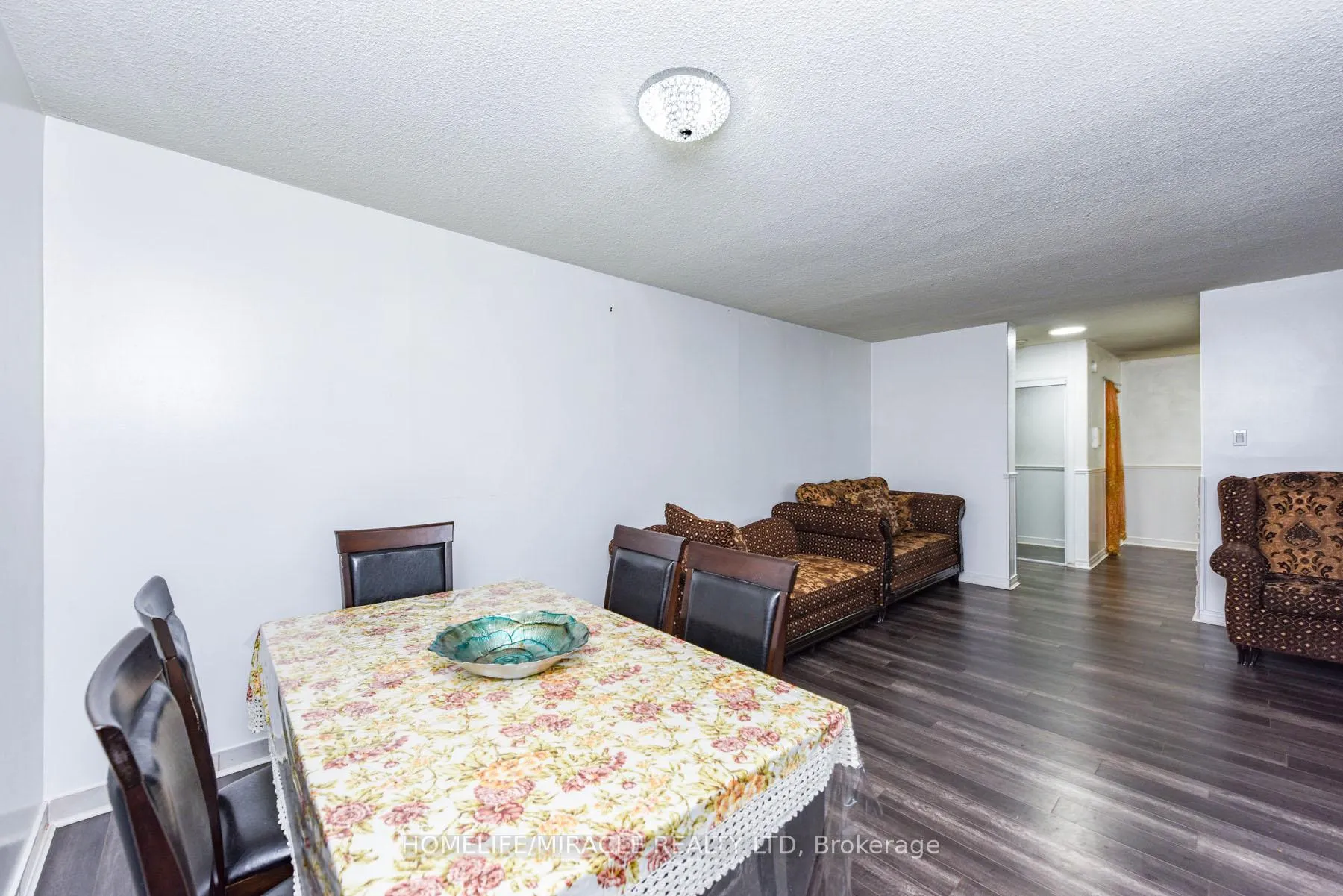 Photo 11 of Unit 2005, 18 Knightbridge Road, Brampton, Bramalea South Industrial — HOMEH