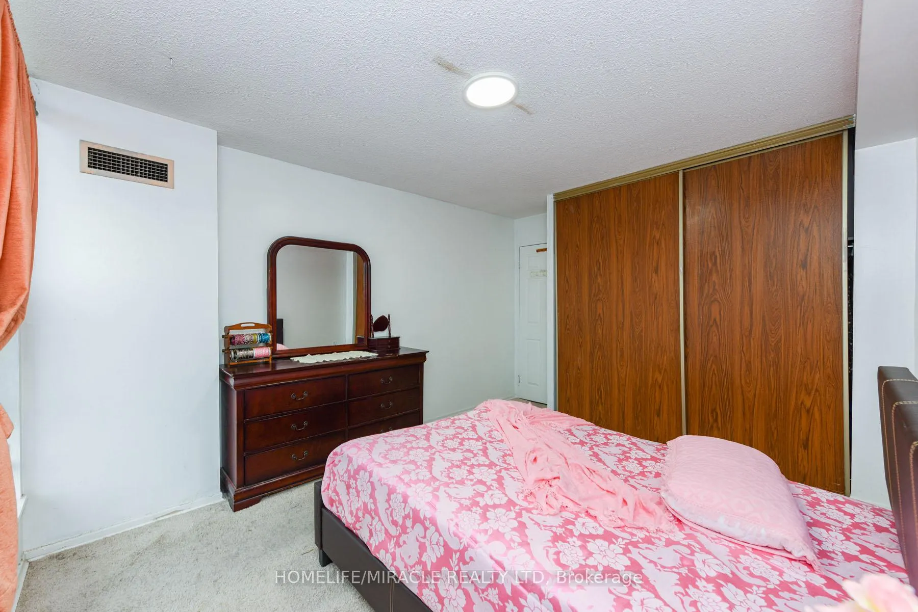 Photo 17 of Unit 2005, 18 Knightbridge Road, Brampton, Bramalea South Industrial — HOMEH