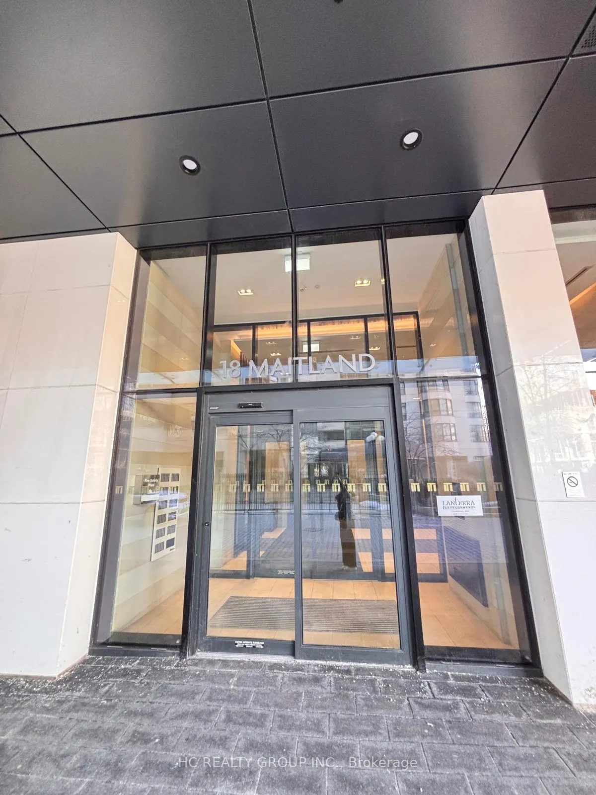 Front of Unit 1301, 18 Maitland Terrace
