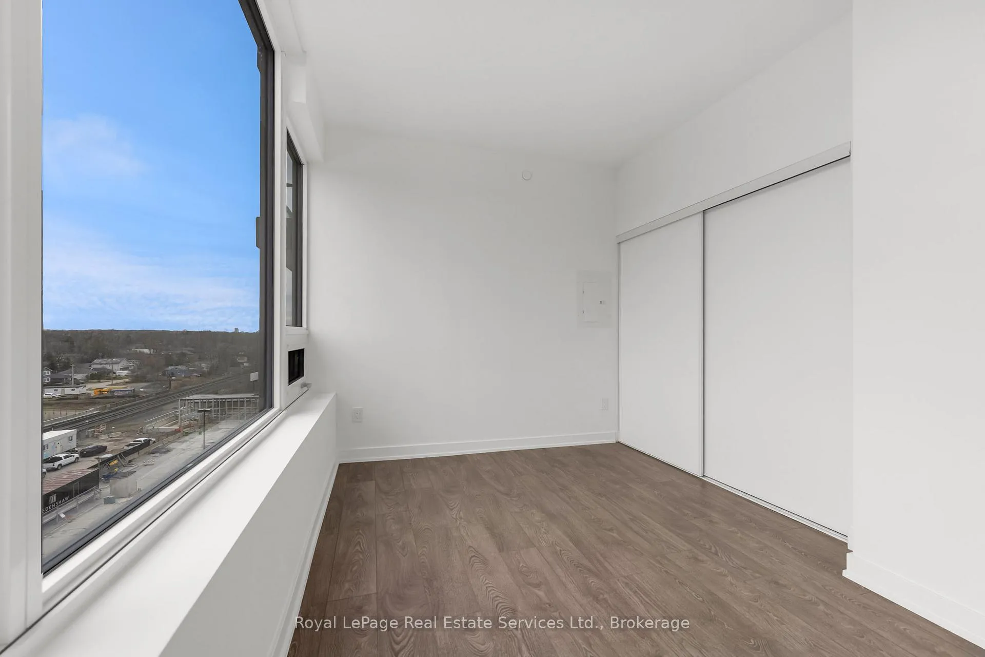 Photo 22 of Unit 720, 28 Ann Street, Mississauga, Port Credit — HOMEH