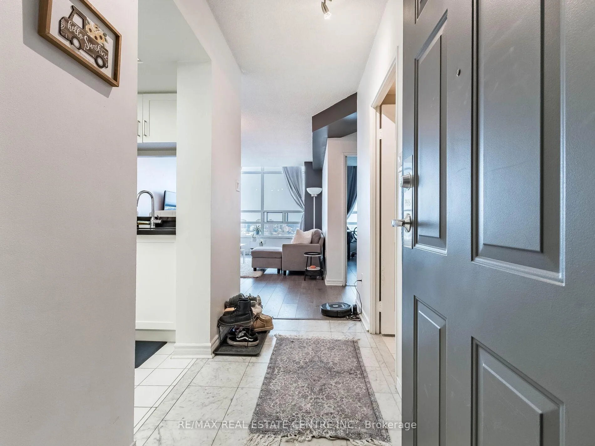 Photo 11 of Unit 1616, 250 Webb Drive, Mississauga, City Centre — HOMEH