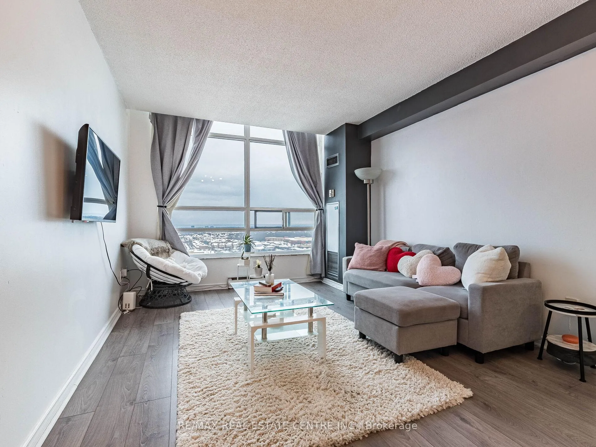 Photo 13 of Unit 1616, 250 Webb Drive, Mississauga, City Centre — HOMEH