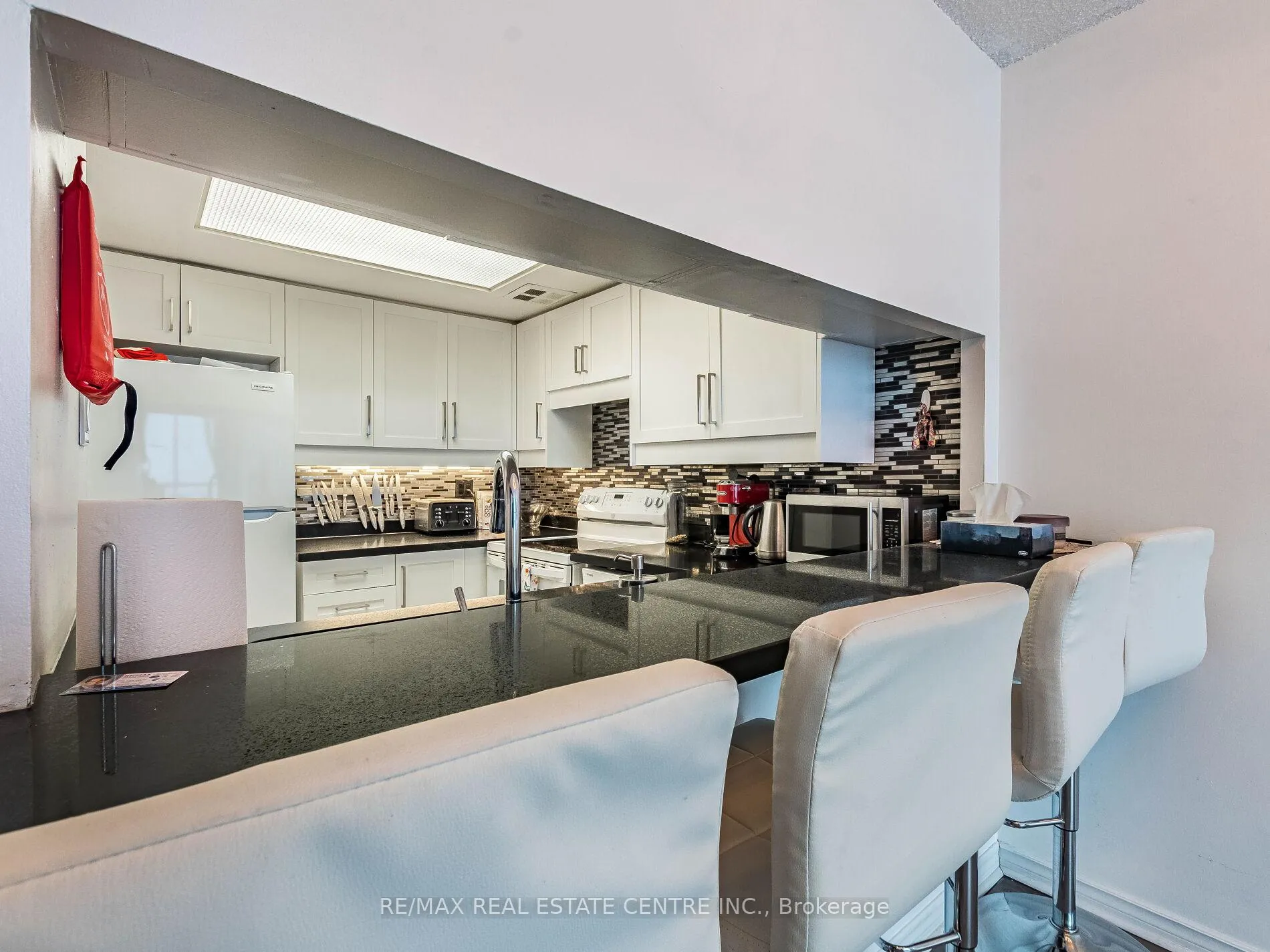 Photo 16 of Unit 1616, 250 Webb Drive, Mississauga, City Centre — HOMEH