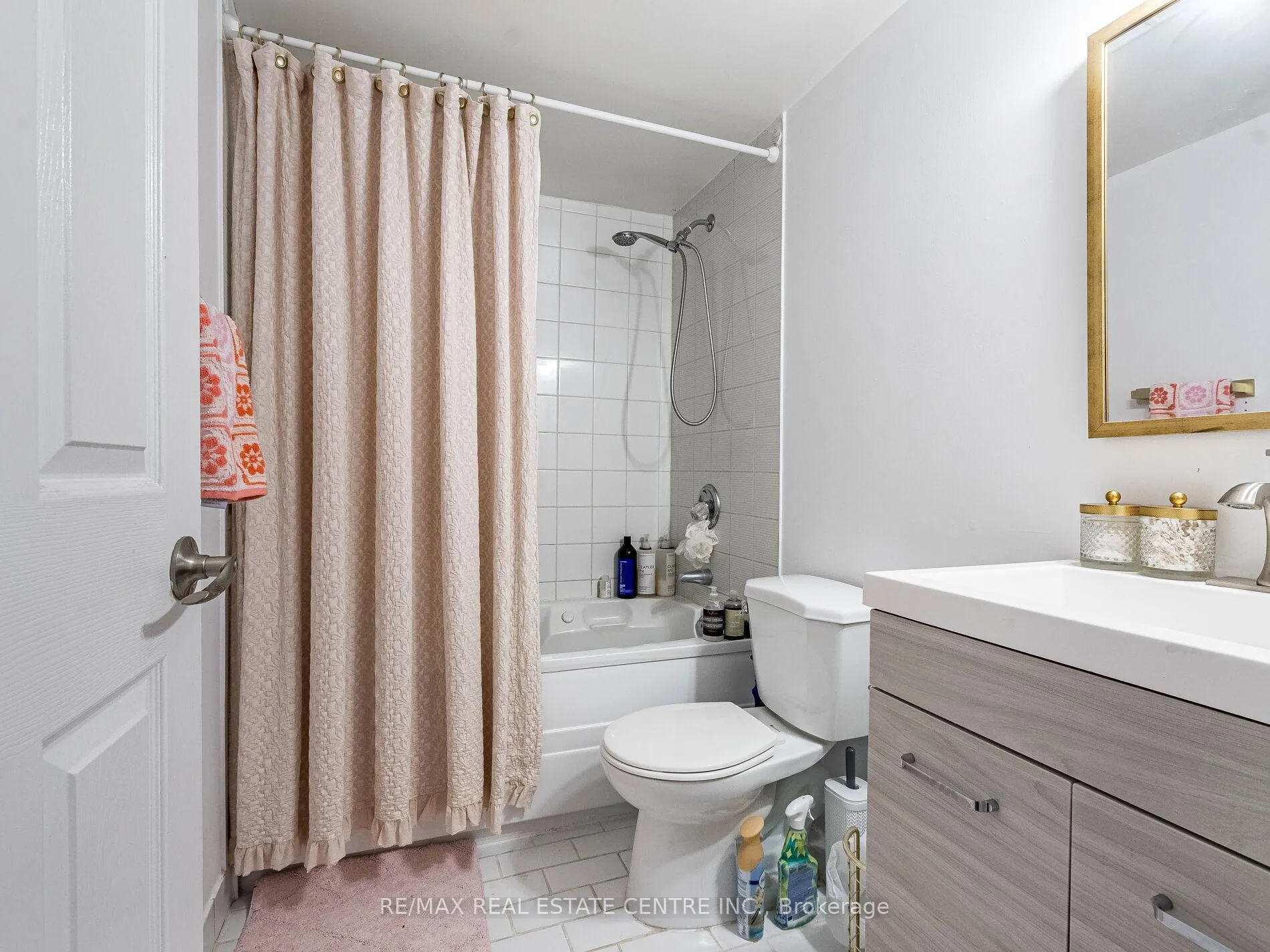 Photo 23 of Unit 1616, 250 Webb Drive, Mississauga, City Centre — HOMEH