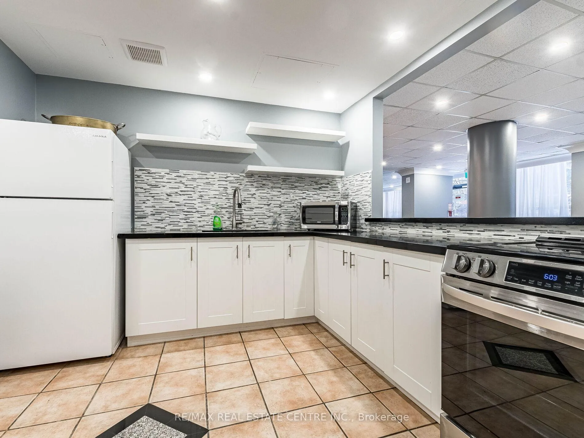 Photo 41 of Unit 1616, 250 Webb Drive, Mississauga, City Centre — HOMEH