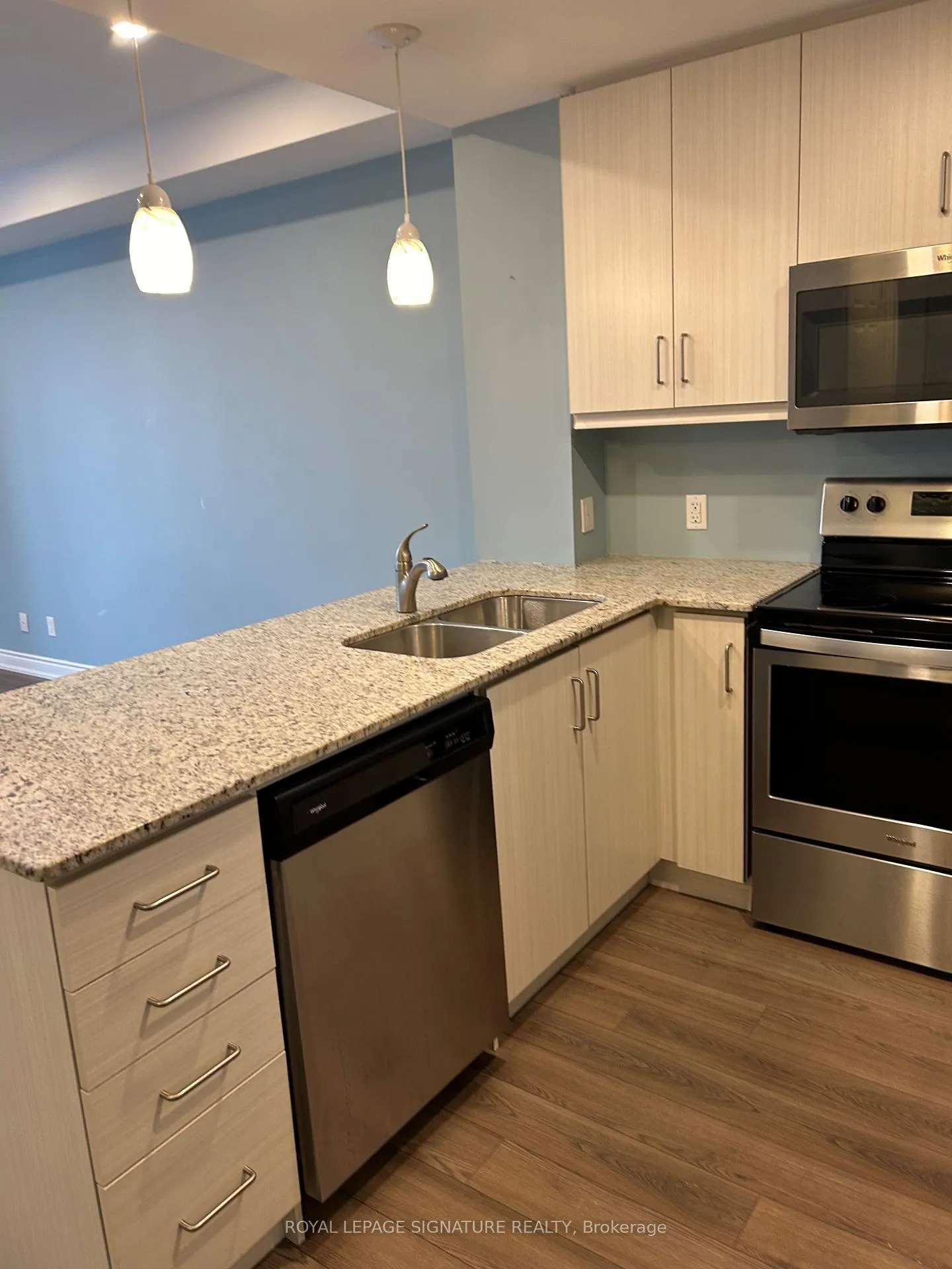 Photo 5 of Unit 321, 21 Brookhouse Drive, Clarington, Newcastle — HOMEH