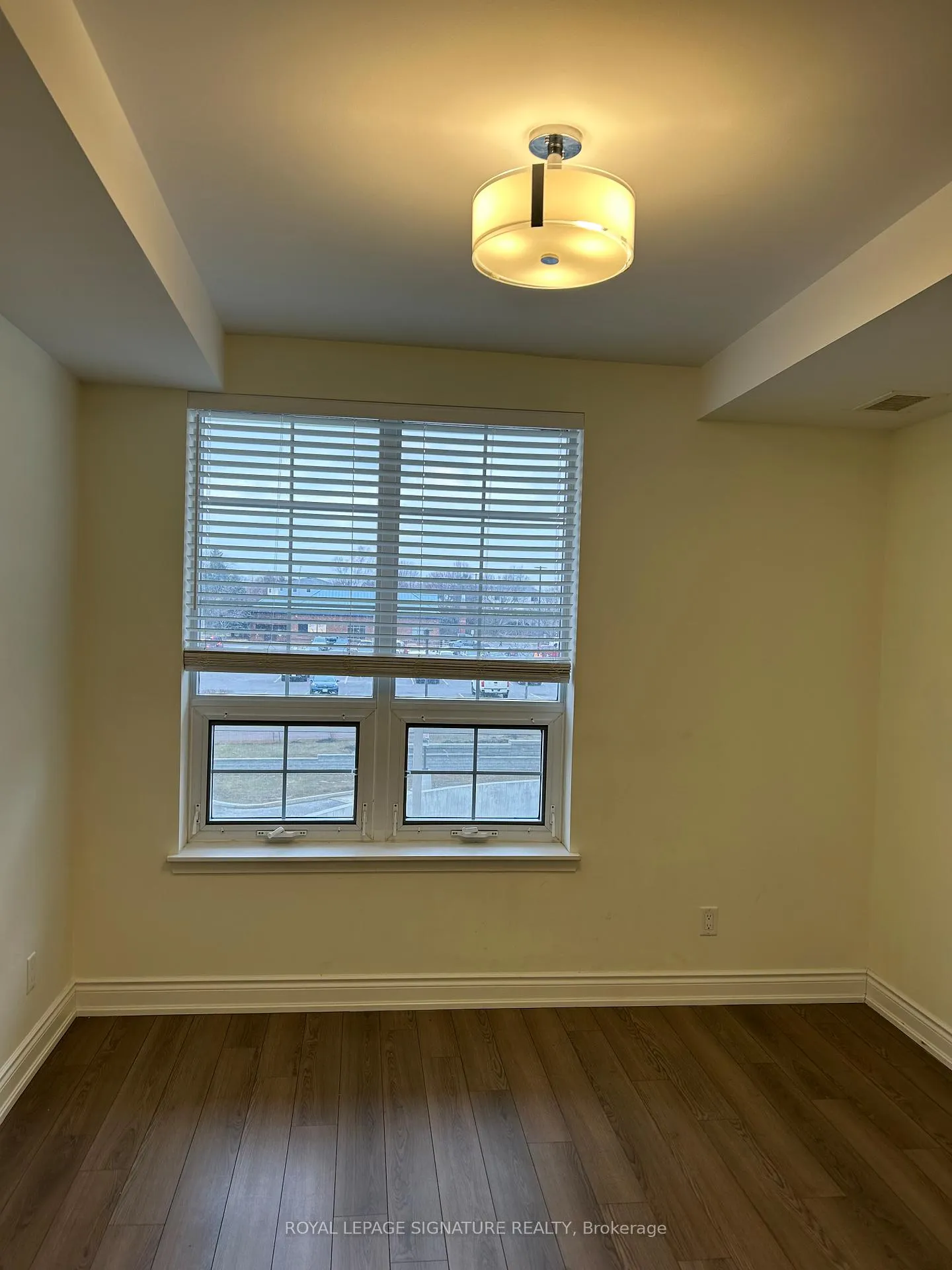 Photo 8 of Unit 321, 21 Brookhouse Drive, Clarington, Newcastle — HOMEH