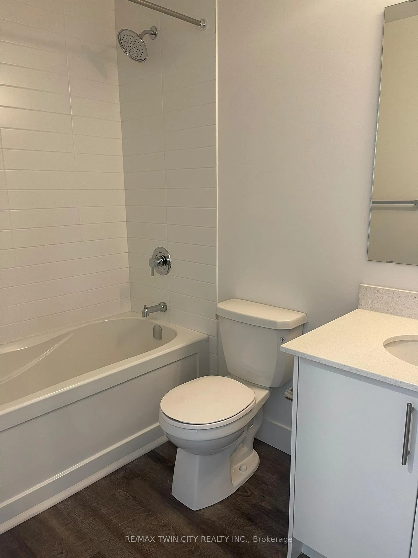 Photo 8 of Unit 601, 107 Roger Street, Waterloo, Uptown Waterloo — HOMEH