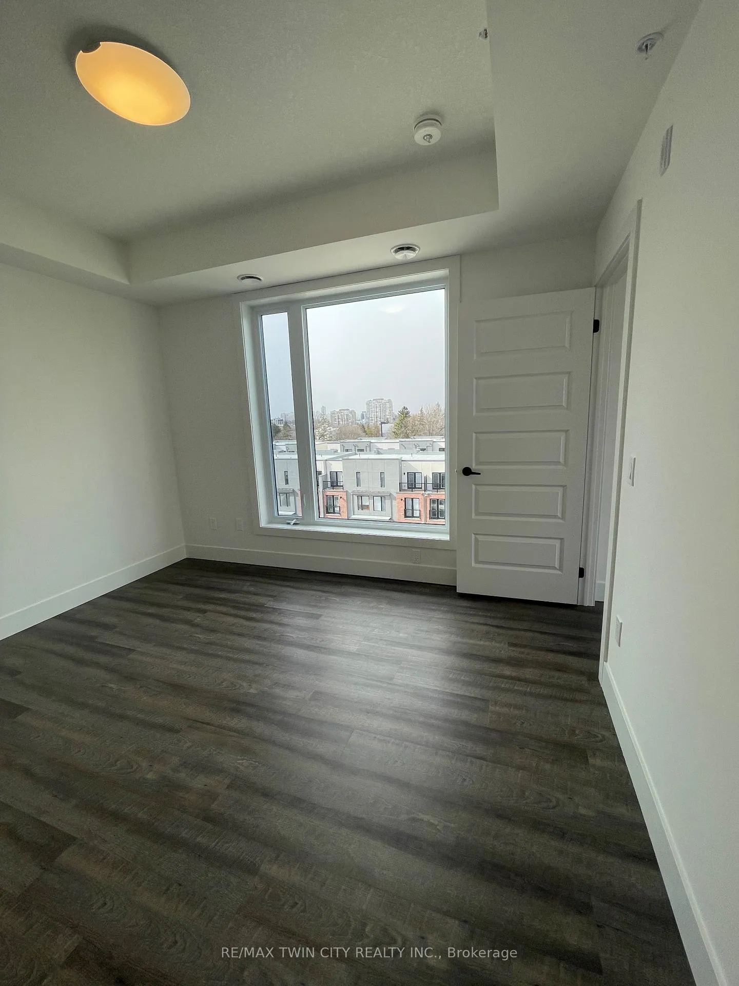Photo 19 of Unit 601, 107 Roger Street, Waterloo, Uptown Waterloo — HOMEH