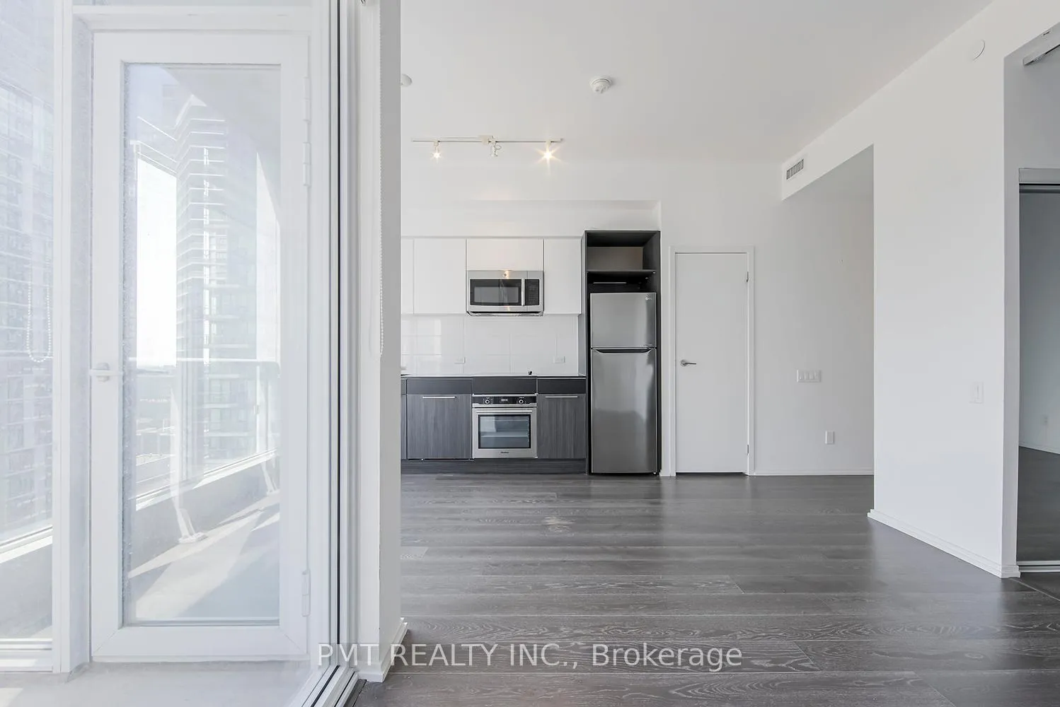 Photo 7 of Unit 2001, 68 Shuter Street, Toronto, Church-Yonge Corridor — HOMEH