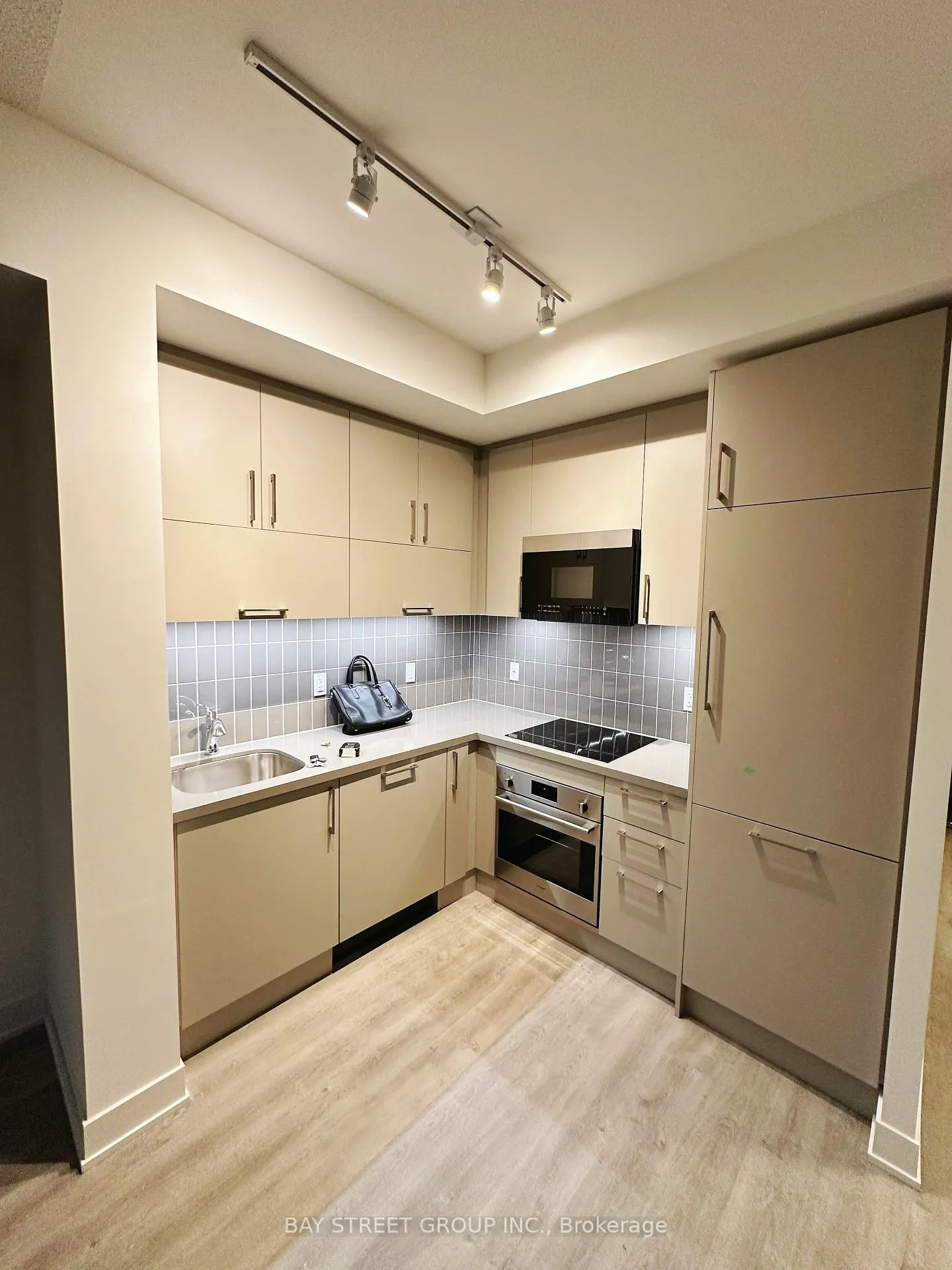 Photo 1 of Unit 17, 56 Andre De Grasse Street, Markham, Unionville — HOMEH
