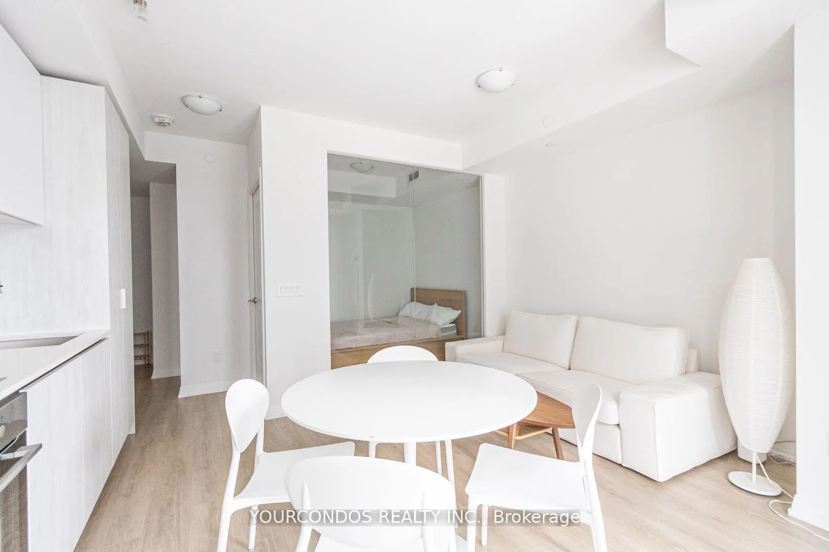 Photo 3 of Unit 2911, 8 Widmer Street, Toronto, Waterfront Communities — HOMEH
