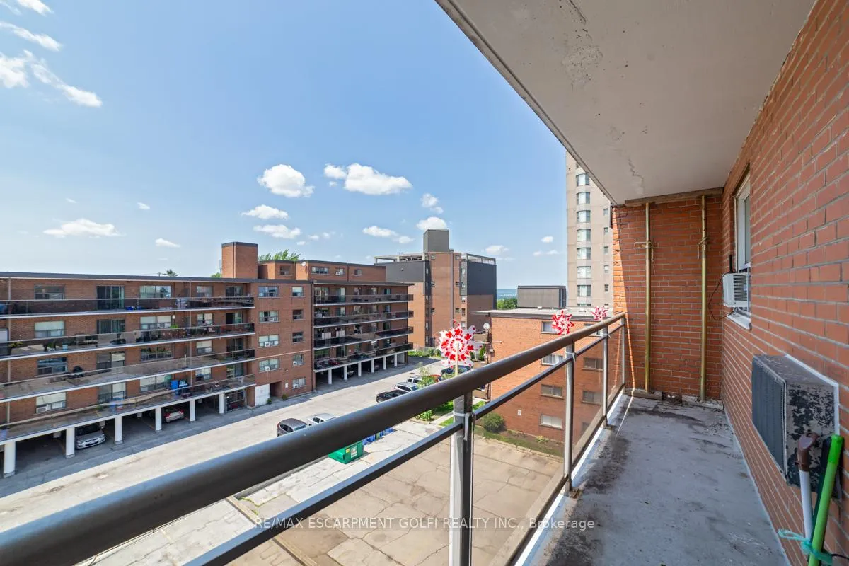 Photo 18 of Unit 501, 30 Summit Avenue, Hamilton, Eastmount — HOMEH