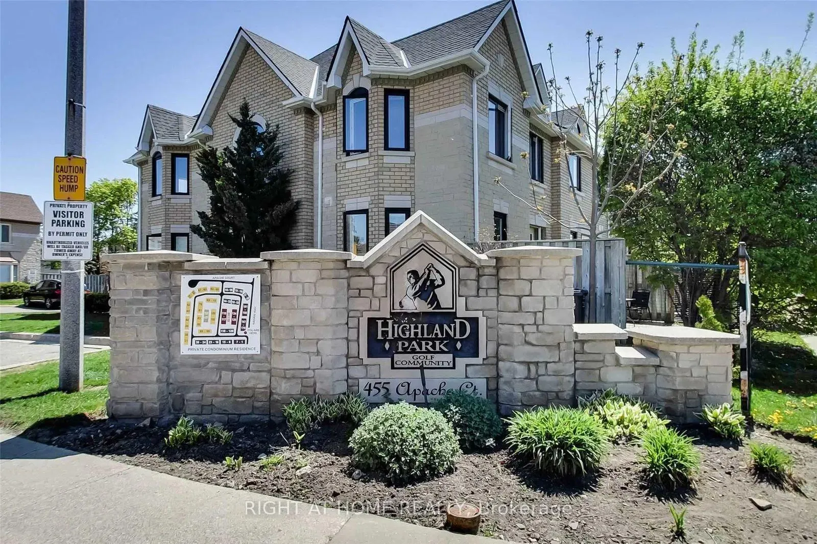 Photo 1 of Unit 102, 455 Apache Court, Mississauga, Hurontario — HOMEH