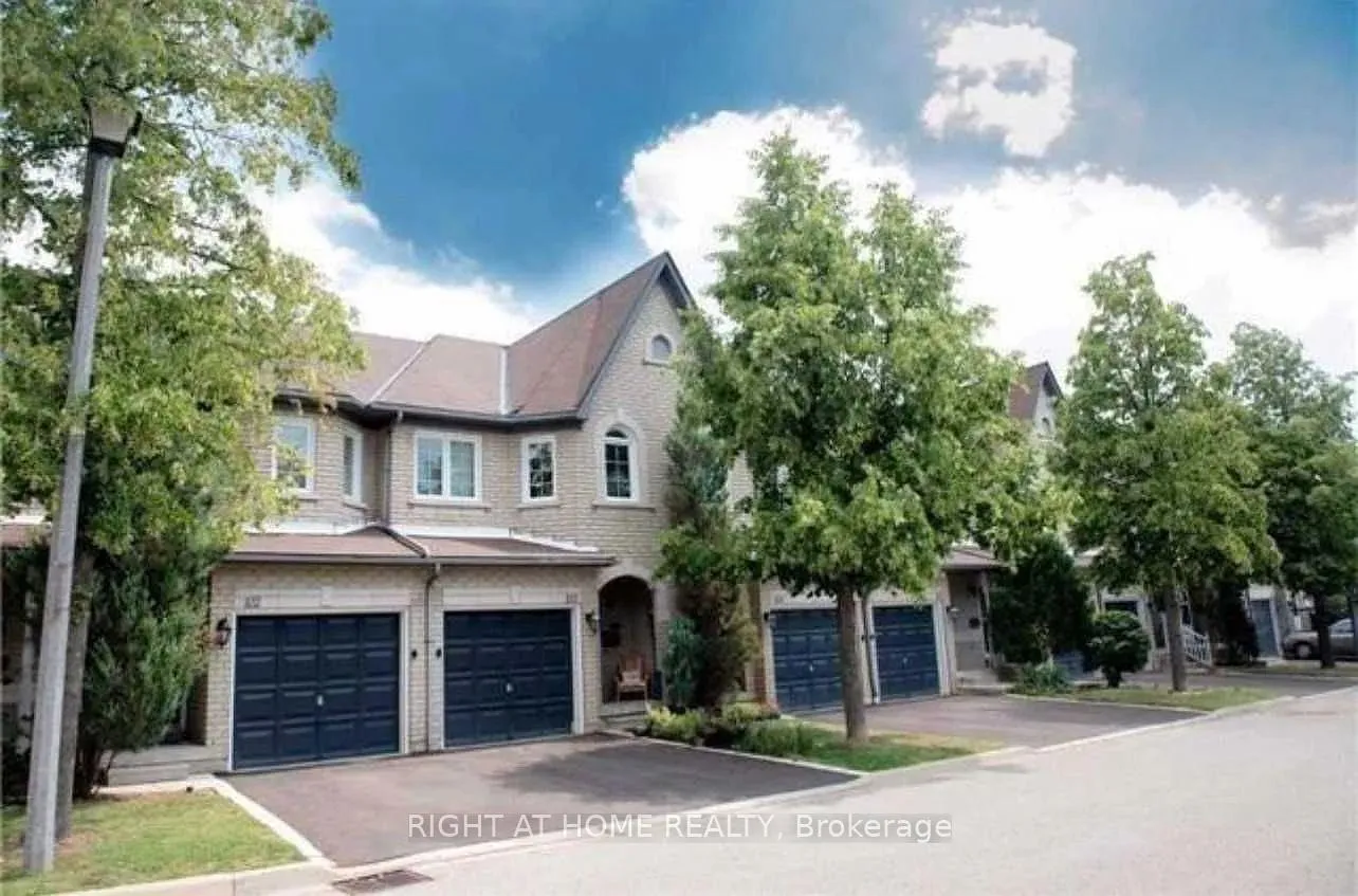 Photo 2 of Unit 102, 455 Apache Court, Mississauga, Hurontario — HOMEH