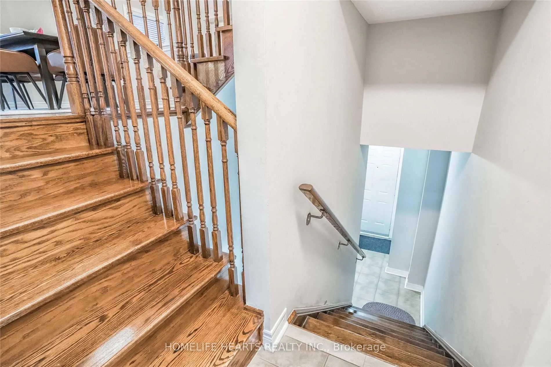 Photo 4 of Unit 1, 2360 Britannia Road, Mississauga, Erin Mills — HOMEH