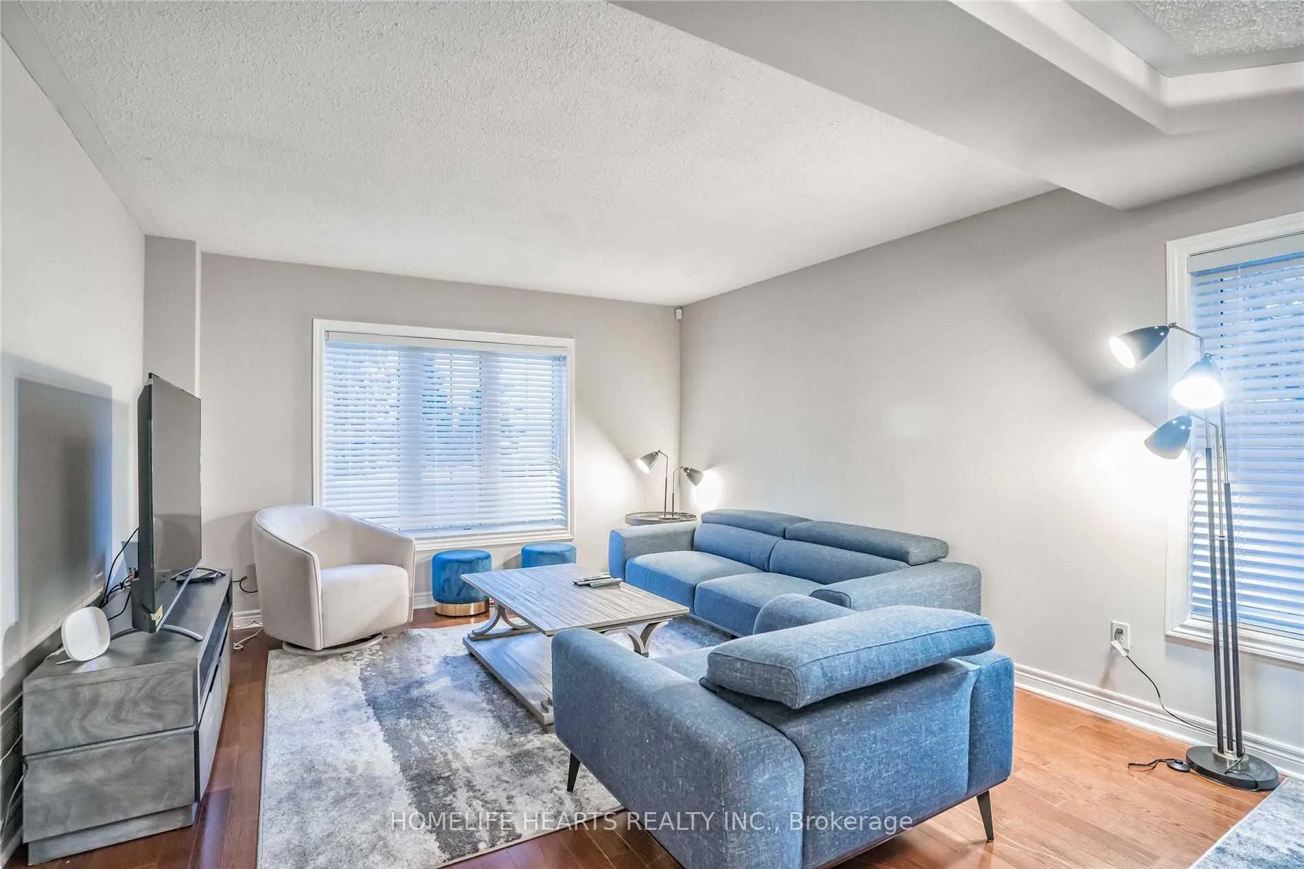 Photo 5 of Unit 1, 2360 Britannia Road, Mississauga, Erin Mills — HOMEH
