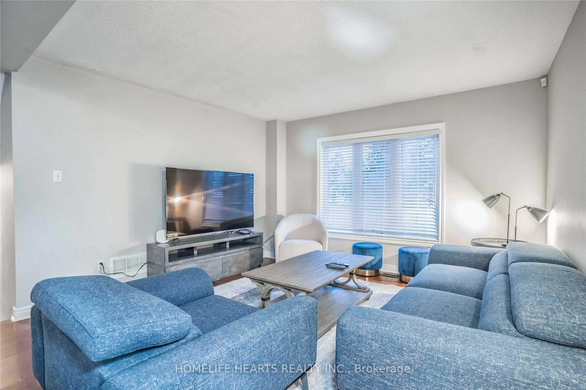 Photo 7 of Unit 1, 2360 Britannia Road, Mississauga, Erin Mills — HOMEH