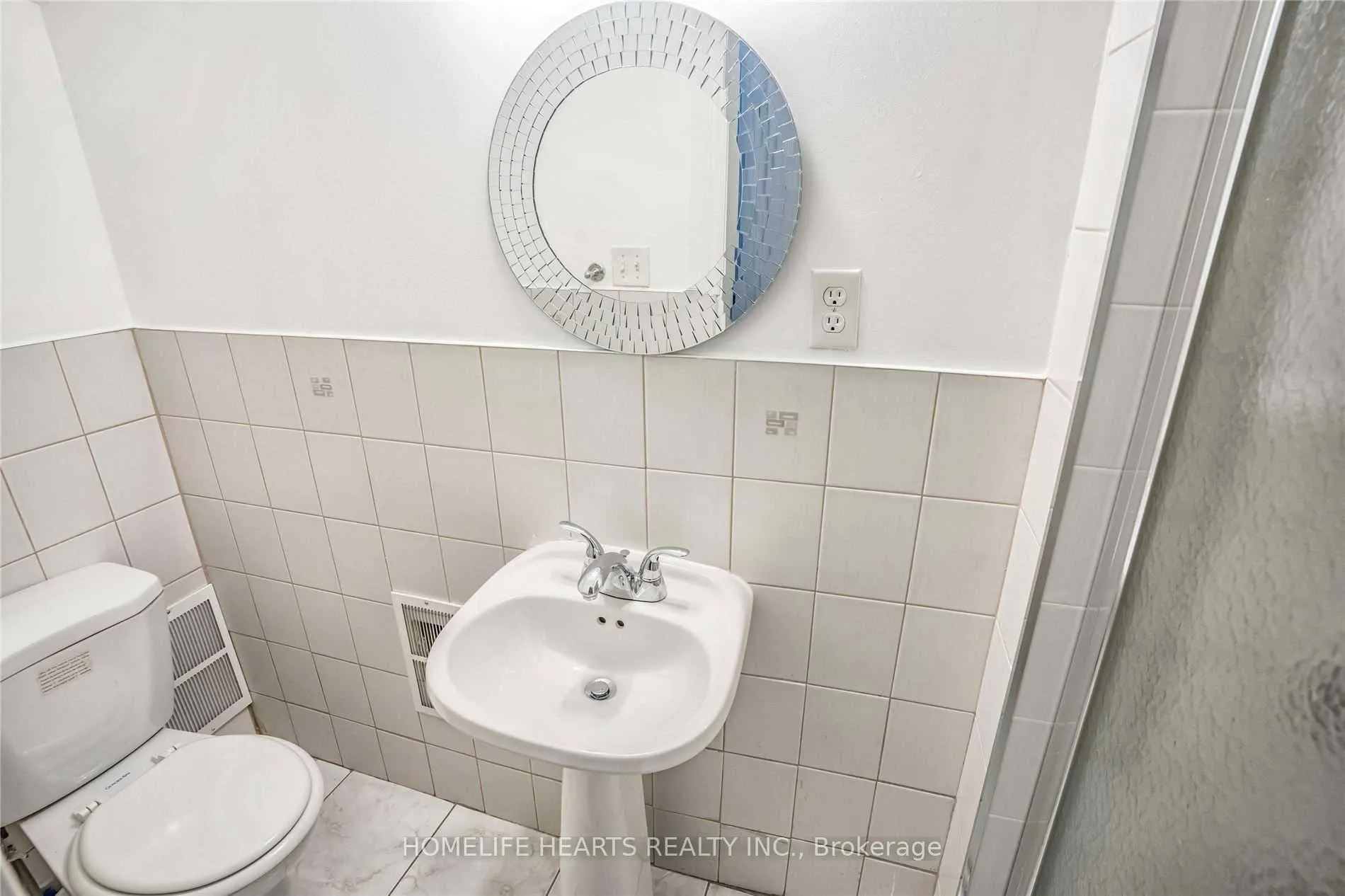 Photo 38 of Unit 1, 2360 Britannia Road, Mississauga, Erin Mills — HOMEH