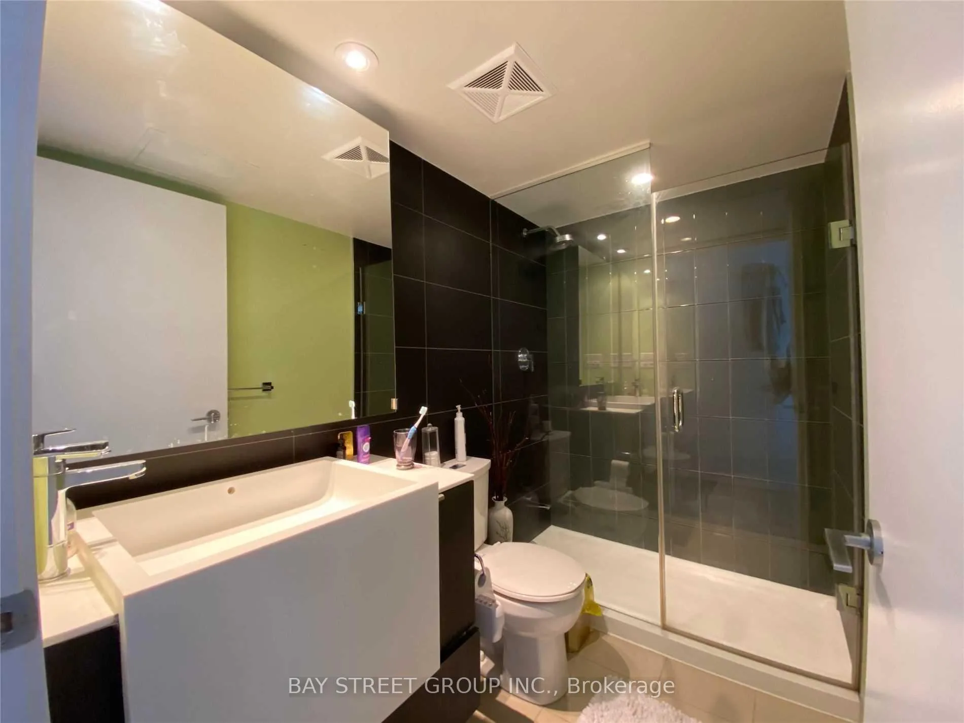 Photo 13 of Unit 1906, 21 Iceboat Terrace, Toronto, Waterfront Communities — HOMEH