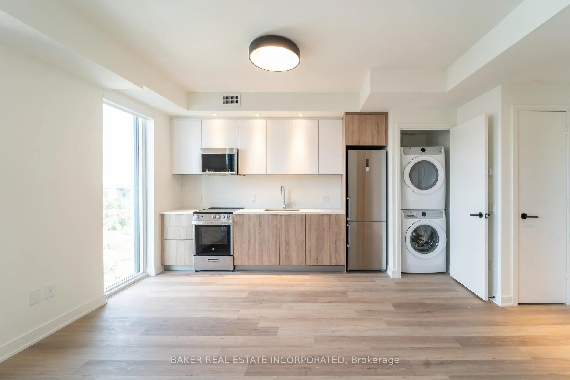 Photo 1 of Unit 1106, 181 Mill Street, Toronto, Waterfront Communities — HOMEH