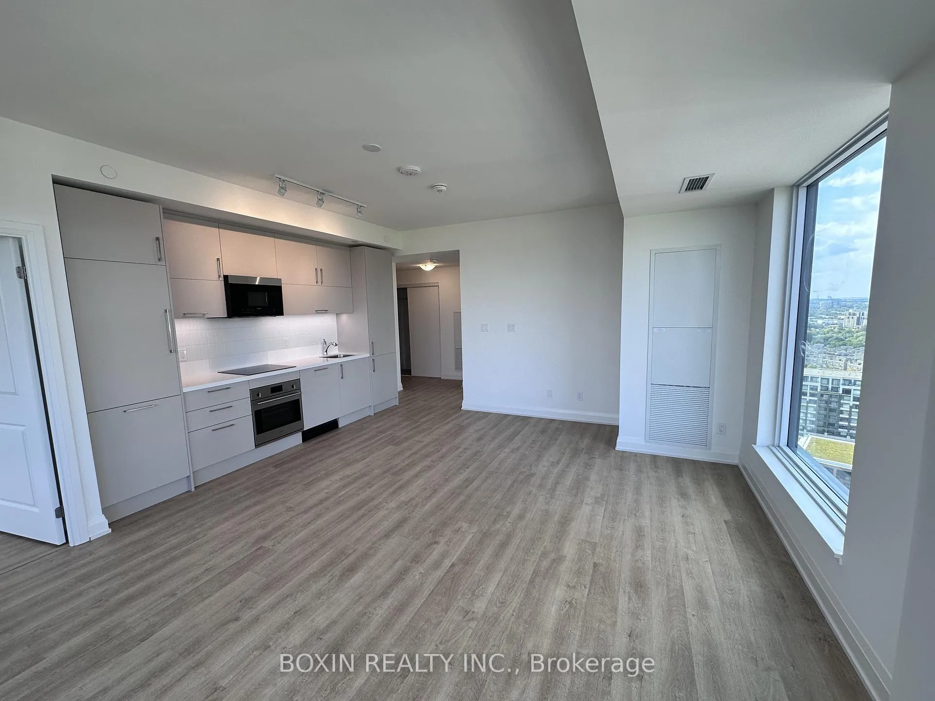 Photo 3 of Unit 21, 38 Andre de Grasse Street, Markham, Unionville — HOMEH