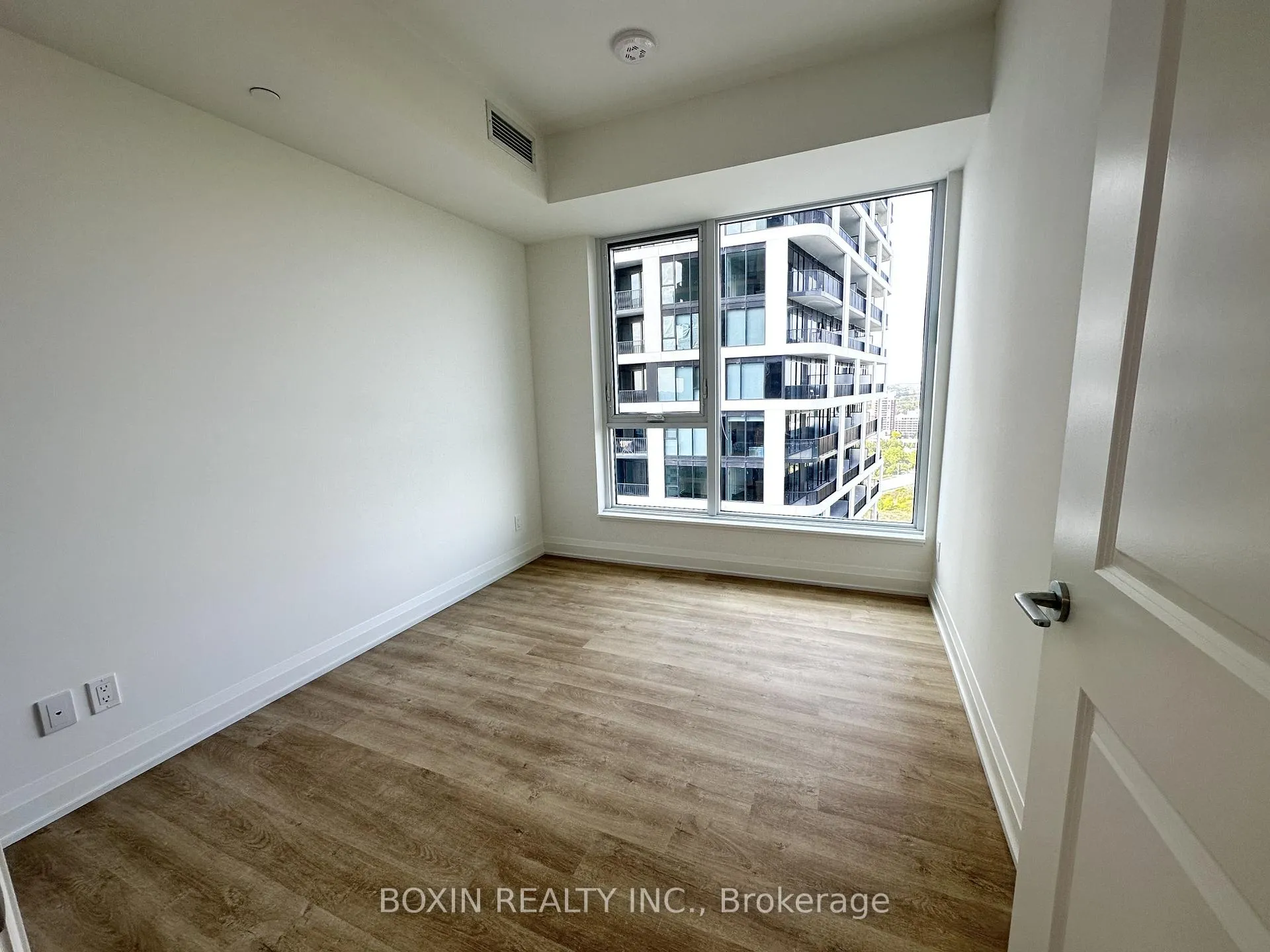 Photo 10 of Unit 21, 38 Andre de Grasse Street, Markham, Unionville — HOMEH
